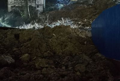 Повторный оползень сошел в Хостинском районе Сочи: что известно