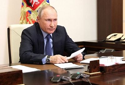 Владимир Путин пригласил многодетную семью из Надыма в Сочи и пообещал хороший отдых