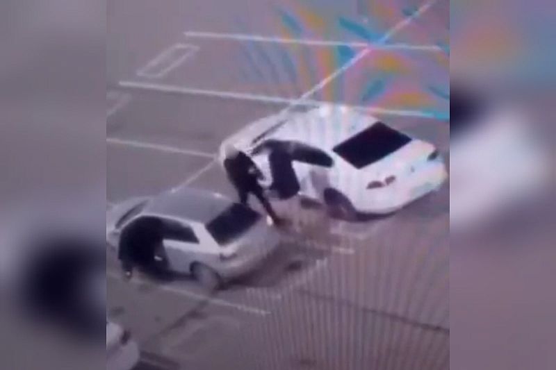 Житель Кубани устроил стрельбу на парковке ТРЦ «Мега Адыгея»