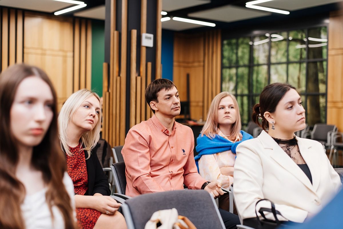 Фонд развития инноваций Краснодарского края предоставляет местным предпринимателям и компаниям возможность участвовать в выставках, форумах, конгрессах и прочих мероприятиях.