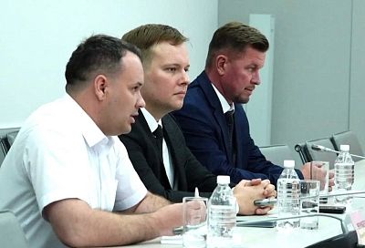 Финалисты проекта «Герои Кубани» проходят обучение в мэрии Краснодара