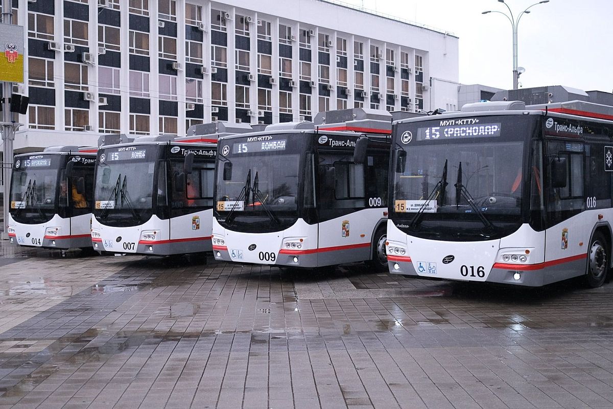 Власти Краснодара рассказали о ремонте дорог и покупке новых троллейбусов в 2020 году