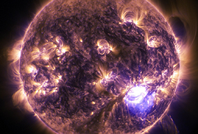 Серию мощных вспышек на Солнце зафиксировали ученые в начале октября