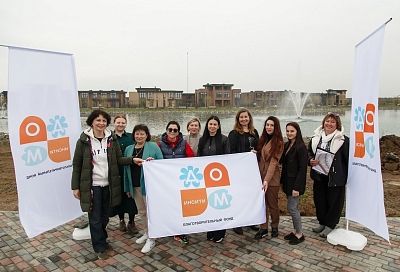 Участники волонтерского корпуса ГК ИНСИТИ высадили хвойные деревья в Новой Елизаветке