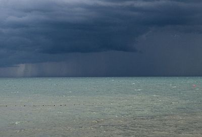 Арктическое вторжение затронет Юг России: холодный циклон выльет на восточное Причерноморье половину месячной нормы осадков