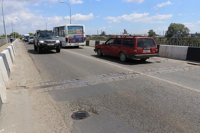 Проезда нет: Яблоновский мост Краснодара с 12 июля закроют для большегрузов и автобусов  