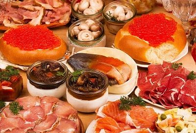 Экспресс-закуски: 30 минут освобождают от кухонного рабства и превращают праздник в новогоднюю феерию