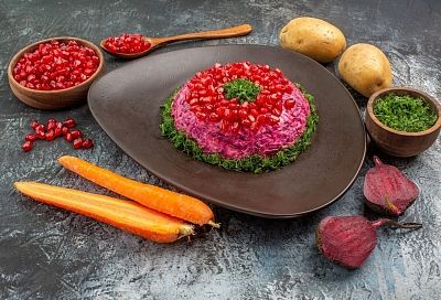 Забудем про селедку - готовлю новый салат «с шубой», который гости съедают всегда первым. Рецепт, который легко повторить