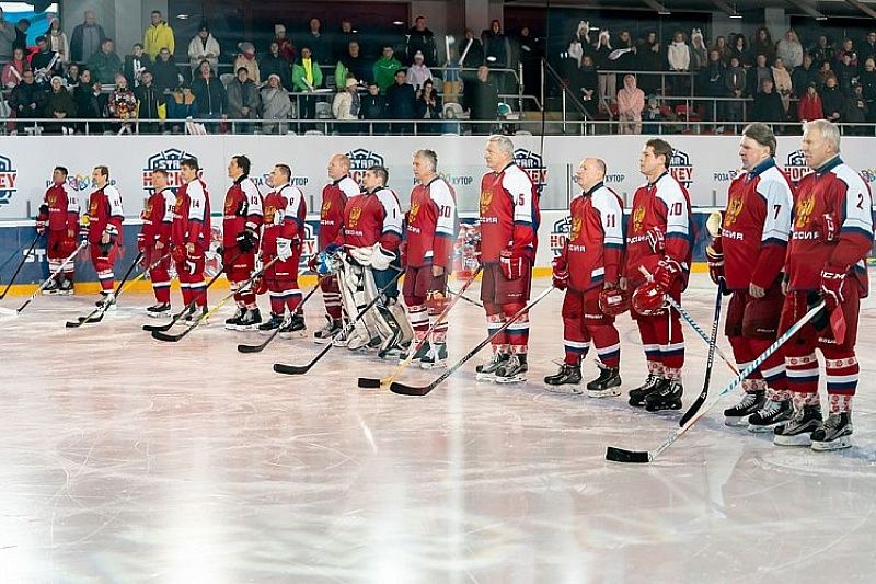 Благотворительный хоккейный матч в Сочи соберет лучших хоккеистов России