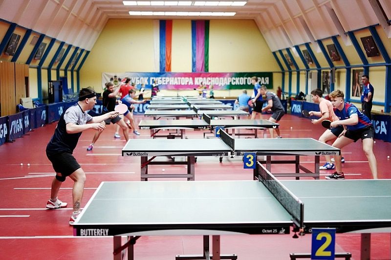Центру олимпийской подготовки по настольному теннису в Краснодаре вручили спортинвентарь в рамках нацпроекта