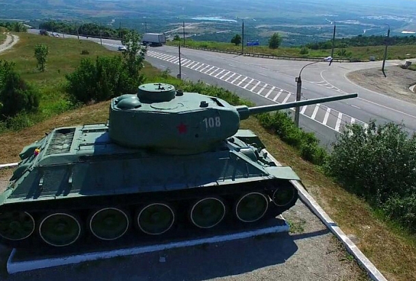 В Новороссийске танк Т-34 с перевала Волчьи ворота приведут в рабочее состояние