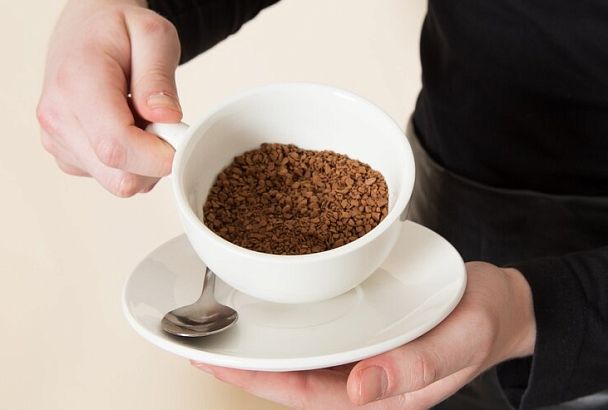 Чем опасен суррогат. Физиолог объяснил, что частое употребление растворимого кофе ведет к болезням ЖКТ