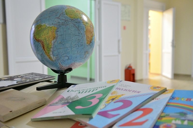 В школах Краснодара появятся советники по воспитательной работе  