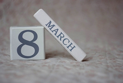 Дарите женщинам цветы! Какие праздники отмечают в России и мире 8 марта 2026 года.