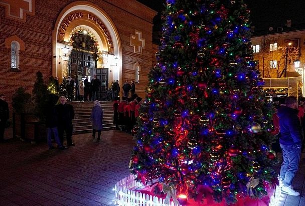 Меры санитарной безопасности на церковных службах в Рождество усилят в Краснодарском крае