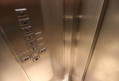 Касается всех: Володин призвал россиян срочно высказаться о состоянии лифтов в их домах