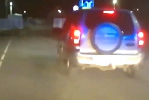 В Анапе полицейские применили табельное оружие для задержания пьяного водителя иномарки