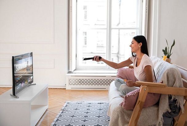 На каком расстоянии от кровати или дивана следует устанавливать телевизор, чтобы не навредить зрению