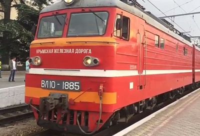 Первые поезда после взрыва на Крымском мосту отправились из Симферополя и Севастополя  
