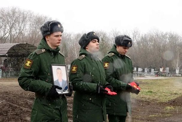 В Каневском районе похоронили погибших на Украине военных