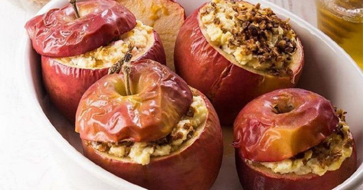 Как запечь яблоки в духовке целиком рецепт с фото пошагово в домашних условиях с сахаром