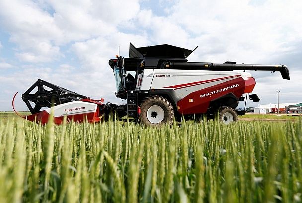 В 2021 году аграрии Краснодарского края потратили на покупку сельхозтехники более 4 млрд рублей
