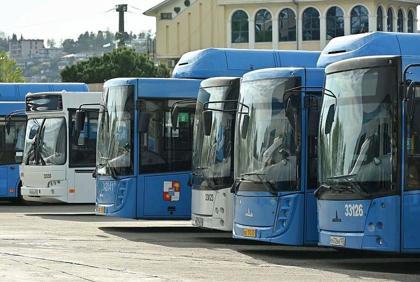 Работу общественного транспорта в Сочи продлят с 1 июня