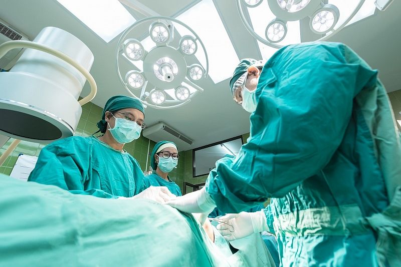 В больницах возобновят проведение плановых медицинских операций, отменявшихся из-за пандемии