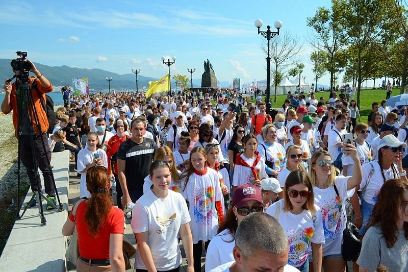 Более 6 тысяч человек приняли участие во Всероссийском дне ходьбы в Новороссийске