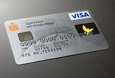 Жители Кубани в августе набрали кредитных карт на 7 млрд рублей
