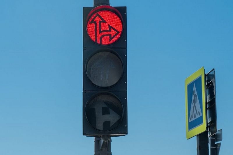 Светофоры на пересечении улицы Петра Метальникова и улицы Московской временно отключат