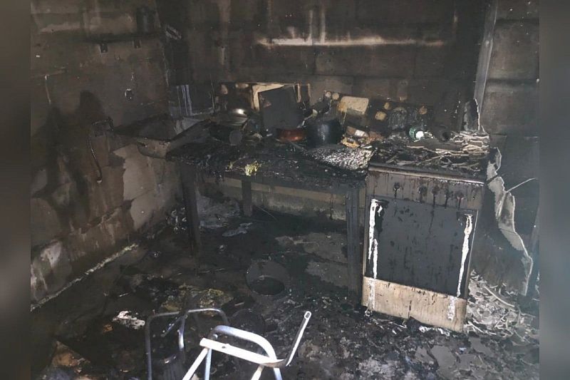 СК рассказал подробности пожара в Сочи, где погибли два человека
