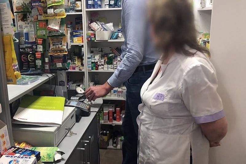 Крупную партию сильнодействующих препаратов полиция обнаружила в одной из аптек в Сочи