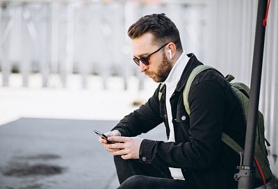 ИИ для захвата Мадуро, Макрон и прямой канал связи с Россией, заселение в гостиницу с MAX. Главное к утру 14 февраля