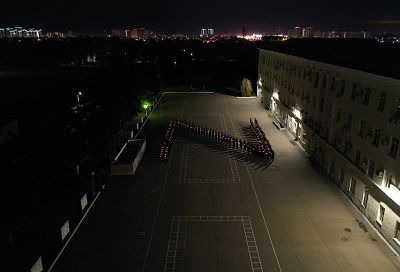 В Краснодарском училище летчиков прошла акция в поддержку российских военных