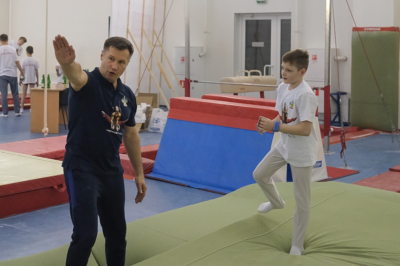 Олимпийский чемпион Алексей Немов провел мастер-класс в Краснодаре