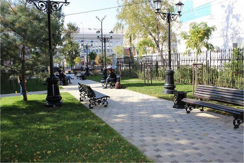 В Краснодаре обсудили благоустройство Вишняковского сквера и второй очереди аллеи в честь 80-летия образования края 