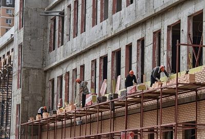Краснодарская строительная компания на треть ускорила процесс монолитных работ 