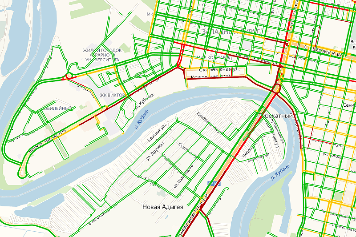 Юбилейный микрорайон Краснодара застрял в 5-километровой пробке