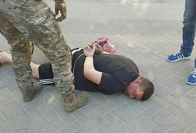 В Краснодарском крае возбуждено уголовное дело против подполковника полиции, «крышевавшего» нелегальный джиппинг