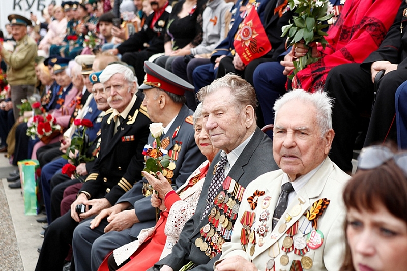 Ветеранам войны к 75-летию Победы выплатят 75 тыс. рублей