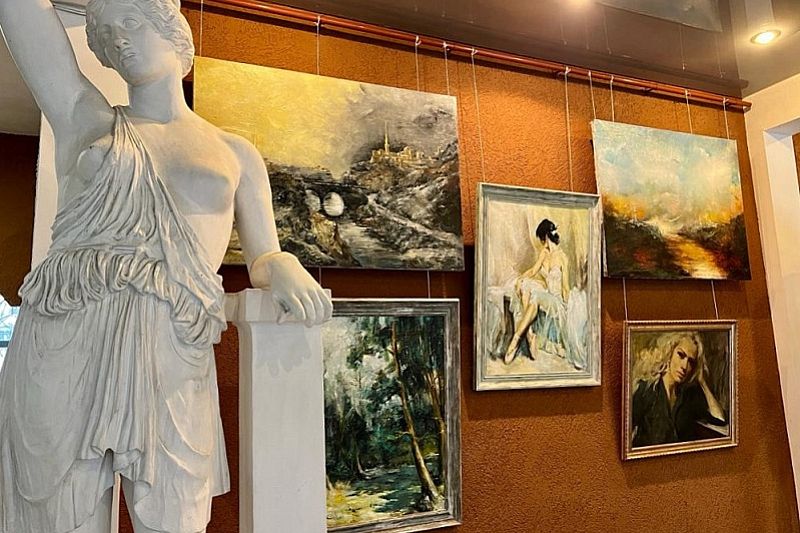 В Сочи открылась выставка живописи «Таланты Сочи»