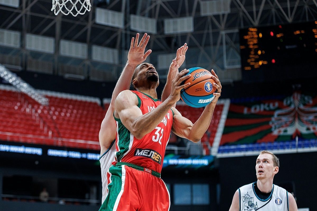 «Подумал: слава богу»: американский игрок «Локомотива-Кубань» Хантер - об открытии аэропорта Краснодара