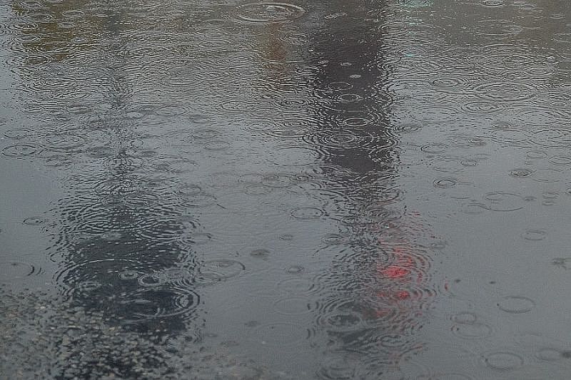 Синоптики прогнозируют в Сочи сильный дождь с грозой