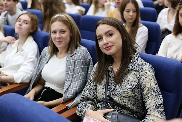 Конкурс в 12 человек на место: более 1,7 тыс. студентов зачислили на IT-специальности в вузы Кубани