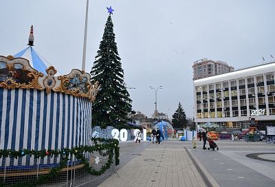 Аттракционы на Главной городской площади Краснодара заработают 19 декабря