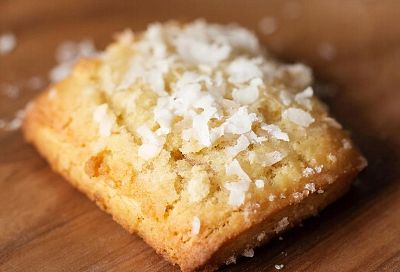 Всего 30 минут и к утреннему чаепитию готово гора вкуснейшего печенья. Пеку пока дети спят, даже пижамы не снимаю