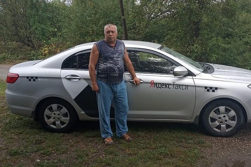 В Майкопе водитель Яндекс.Такси спас 12-летнюю девочку от насильника