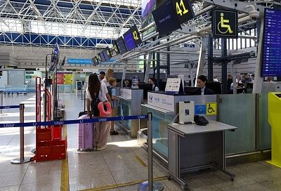 В аэропорту Сочи задерживаются 20 рейсов