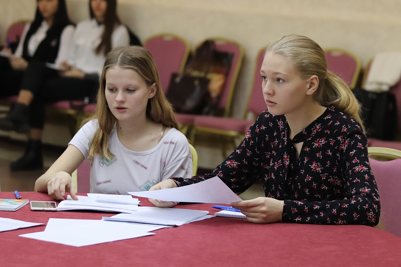 Школьники из Краснодарского края примут участие в первом чемпионате России по финансовой грамотности